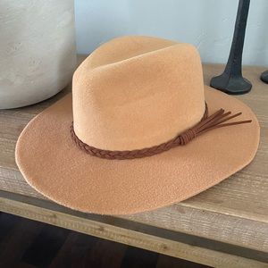 Summer and Rose Fedora